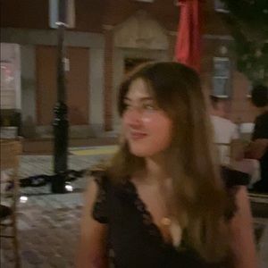 Meet your Posher, Eva